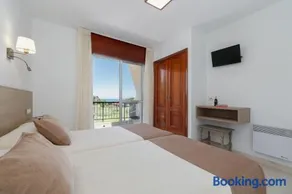 Hotel Gaivota - Image 1