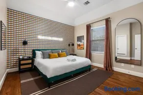 Heated Pool Sleeps 15 Near Houston - Image 1