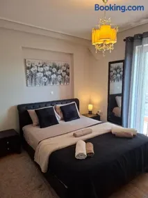 Romantic Sparta Hideaway - Image 1