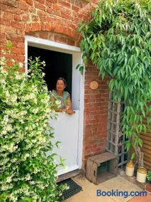 Welsh Cottage - Image 2