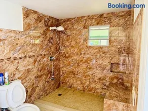 Miami Home with Pool, Patio & 4 Bedrooms - Image 2