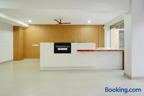 Townhouse Hillview Tirupati Formerly Hotel Looranova - Image 4