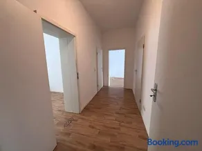 Functional, spacious and quiet apartment - Image 3