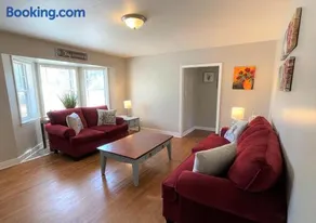 The Redmont - 10 Minutes to Downtown - Image 1