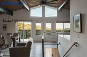 Vista Haus - Image 2