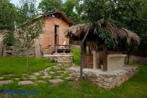 The Four Houses - Image 2