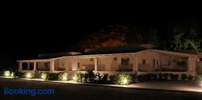 Teia Holiday Apartments - Image 3