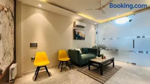 BluO 1BHK Suite - Balcony, Lift, Gym, Parking - Image 1