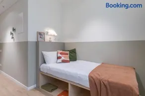 Well-located Campus Rooms Near City Park - Image 3
