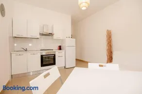 Peter's Home - Image 5