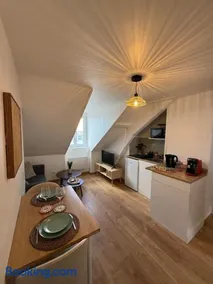 Giallo - Comfort & style, close to train station - Image 2