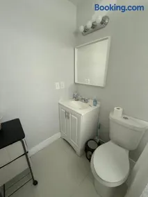 Suite in Dania Beach - Image 2