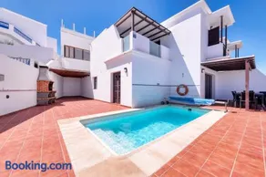 Villa El Rincon - Pool and BBQ - 5min from the Beach By Lanzarote Vacation Homes - Image 1
