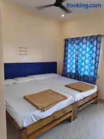 V Redkar Beach stay Gokarna - Image 4