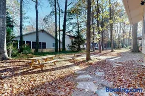 5 Whitecap - Image 1