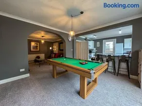 Seafront Beach House - Image 2