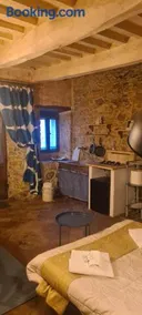Murella old style home - Image 3