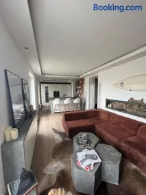 Private Loft with Rooftop & Jacuzzi in City Center - Image 5