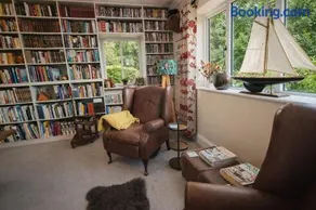 New Forest Guest Suite with Private Garden - Image 4