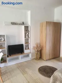 Cielo Studio & Apartments - Image 4