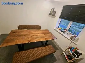 Darnley southside room in a private home 61 Leggastston Road - Image 3