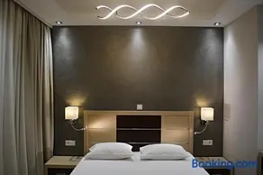 Phaethon Apartments & Studios - Image 3