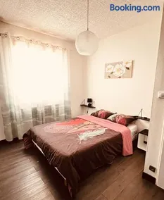 OFFRE SPÉCIALE, Villa Chris Aurelie 4 ch et 5 em avec option , 15mn Lyon , grand parking , calme - Image 4