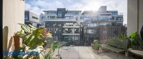 Fitzroy Pad - Secure Parking, Balcony & Wi-Fi - Image 2