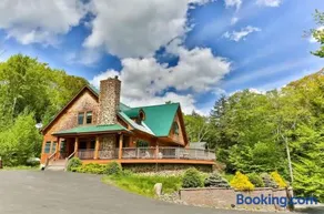 Stunning 5BR at Hunter and Windham w Oversized Deck, 5 Acres, and Mountain View - Image 2