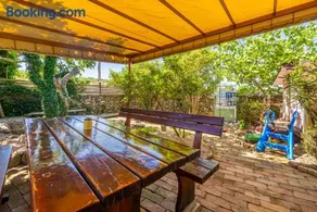 Holiday apartment WATERFRONT by the sea - Image 2