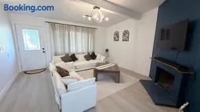 Modern 2BR Retreat Patio & Garage - Image 3