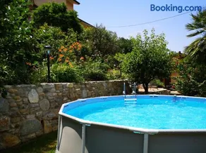 Casa Anna a Pietrasanta in Toscana con piscina - Image 3