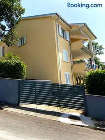 Villa Rudy Holiday Home - Image 1