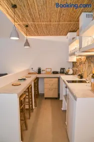 Mylopetra Milos Suites - Image 4