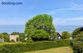 3 Bedroom Gorgeous Home In Hasle - Image 2