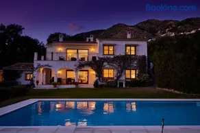 Villa El Capricho - Image 3