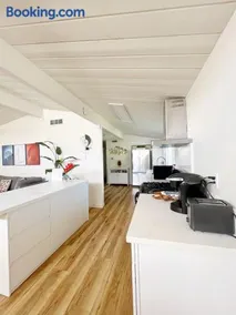 New Renovated 3B2B house - Image 5
