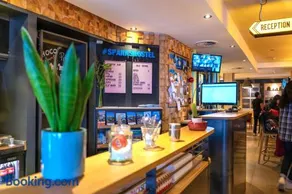 Sparks Hostel - Image 3