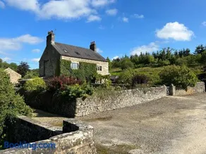 Large Country Farmhouse - Image 2