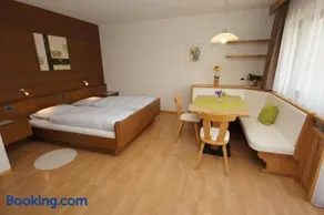 Ciasa Wallis - Image 3