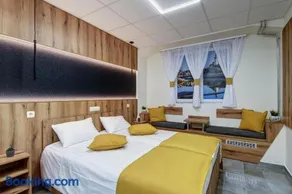 Riverside Inn - dunaparti luxus szuterén - Image 1