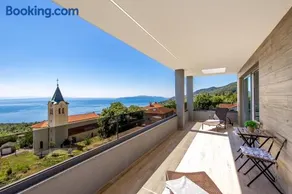 Villa Infinity - Image 1