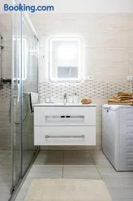 Mlynska Center Apartment Kosice with private Parking - Image 2