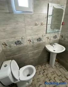 Guest House Lazuri - Image 1