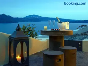 Blue Canaves Boutique Villa - Image 4