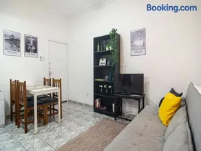 Apartment Right by the Sea in Copacabana - Image 2