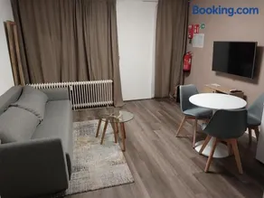 Maison-Home-ZuHause - Image 1