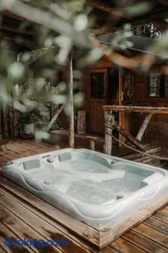 Wooden Nest - Image 3