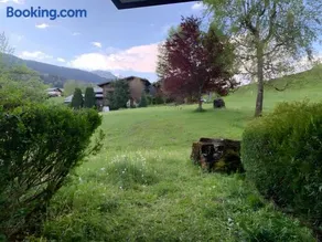 Appartement de vacances avec barbecue, jardin et terrasse | Vue jardin | Avec animaux acceptés - Image 3