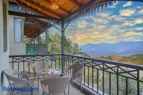 SaffronStays Edelweiss Bluebell House - 3BR English home with Himalayan peak views, bonfire & reading nook - Image 3